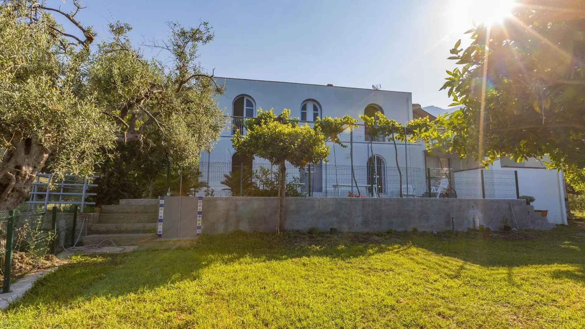 Villa Tina Patti 0*,  Italien
